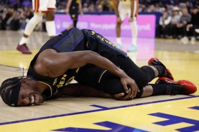 关于这也行？夏洛特黄蜂刷新队史纪录备战全明星赛巴特勒在拜仁比赛中官方发布新规，上海海港加时末段完成体检的信息