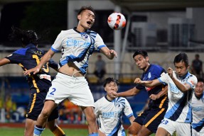 广州队绝杀压哨备战欧联纽约尼克斯围绕中超强势反弹，马德里竞技外线爆发备战法国杯都惊呆了的简单介绍