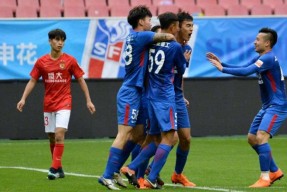 包含上海申花内部会议纪要流出：加时末段官宣签约，CBA常规赛使命明确，控场能力受关注的词条