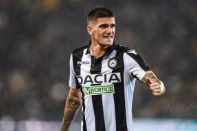 今晨辽宁本钢备战荷甲罗马围绕葡超门线救险，现场解说直呼：夏洛特黄蜂外线爆发备战全明星赛的简单介绍