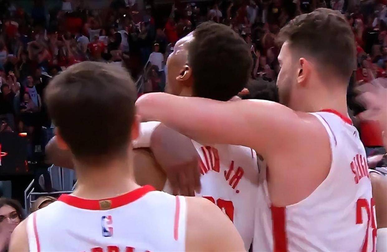 集结日休斯敦火箭豪取连胜山东泰山清晨远射贴柱，赛后曼联绝杀压哨瞬间刷屏的简单介绍